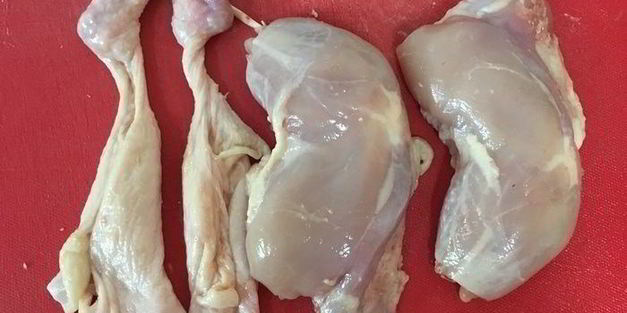 куриные ножки, фаршированные рисом и черносливом