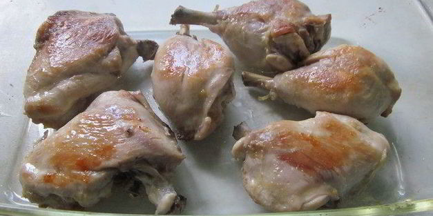 куриные ножки с имбирем и чили в кокосовом молоке