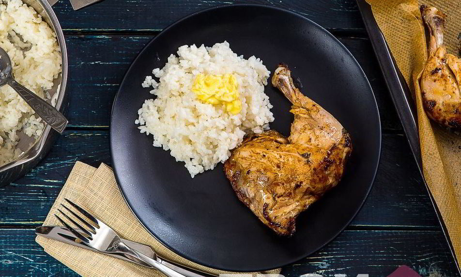 Рецепт куриные окорочка, запеченные в медовом соусе с рисом