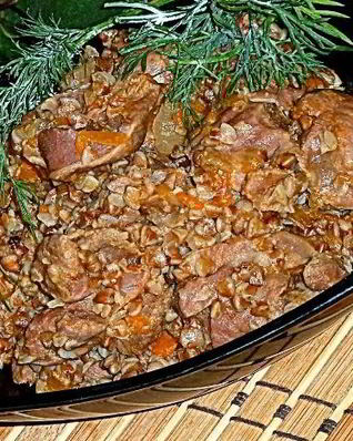 Куриные сердечки с гречкой в мультиварке