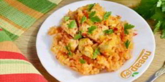 курица с овощами и кашей