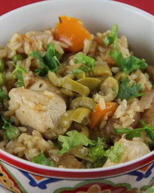 Курица с рисом и овощами по-испански