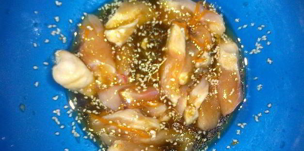 курица с рисом и овощами восточный колорит