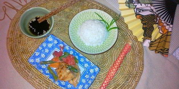 курица с рисом и овощами восточный колорит