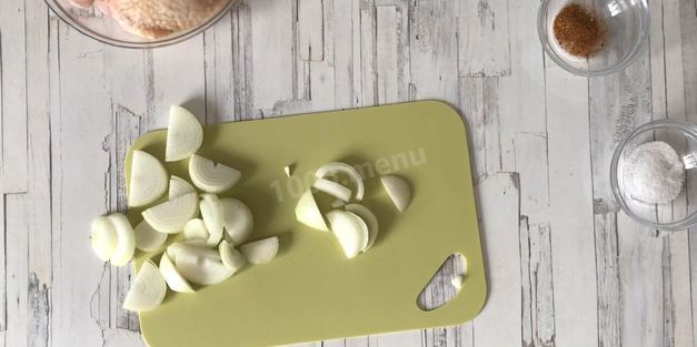 курица в сметане с чесноком в духовке