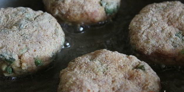 мясные биточки с картофелем и черемшой