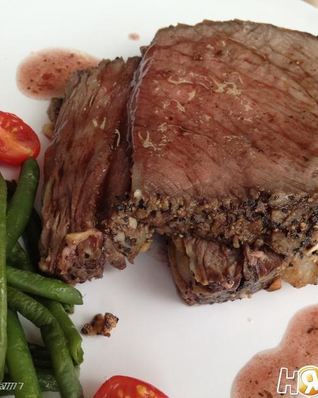 Ростбиф под винным соусом