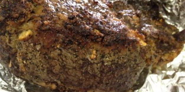 ростбиф под винным соусом