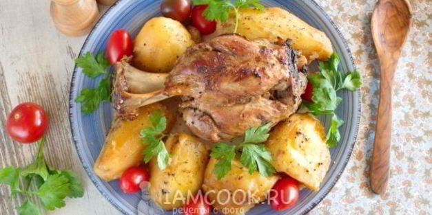свиная рулька с картошкой в духовке