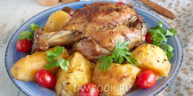 свиная рулька с картошкой в духовке