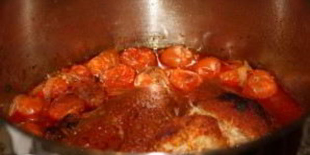 свинина с помидорами в духовке