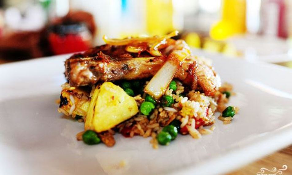 Рецепт свинина с рисом и ананасом