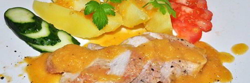 Свинина в абрикосовом соусе