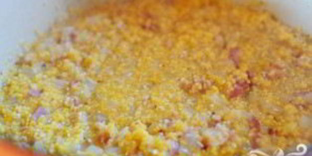 свиные отбивные со сливочной крупой