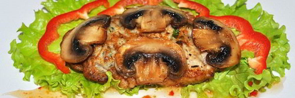 Свиные отбивные в грибном кляре