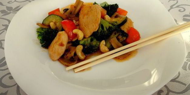 цыпленок по-тайски с орехом кешью