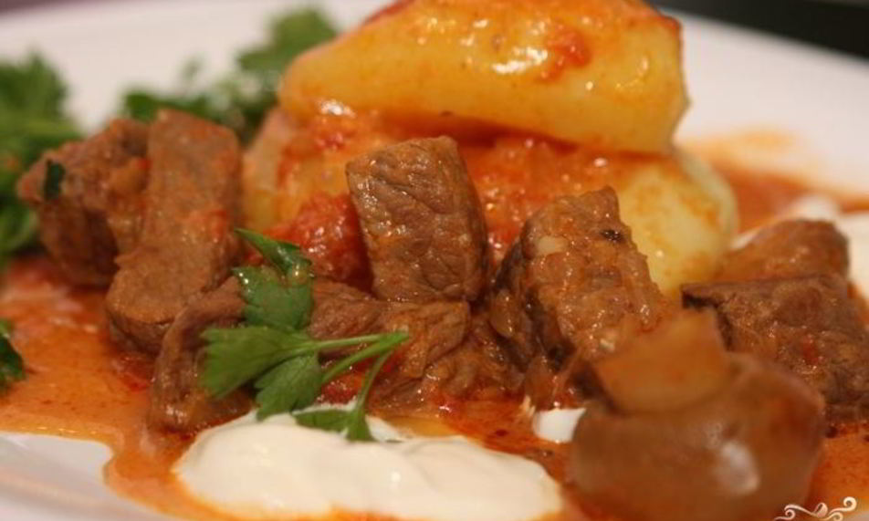 Рецепт тушеная свинина с овощами на сковороде