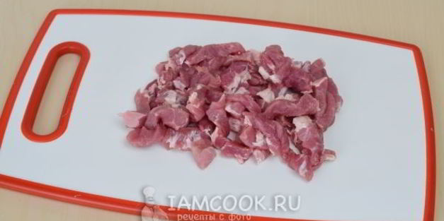 тушеная свинина с подливкой