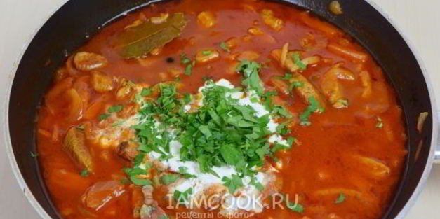 тушеная свинина с подливкой