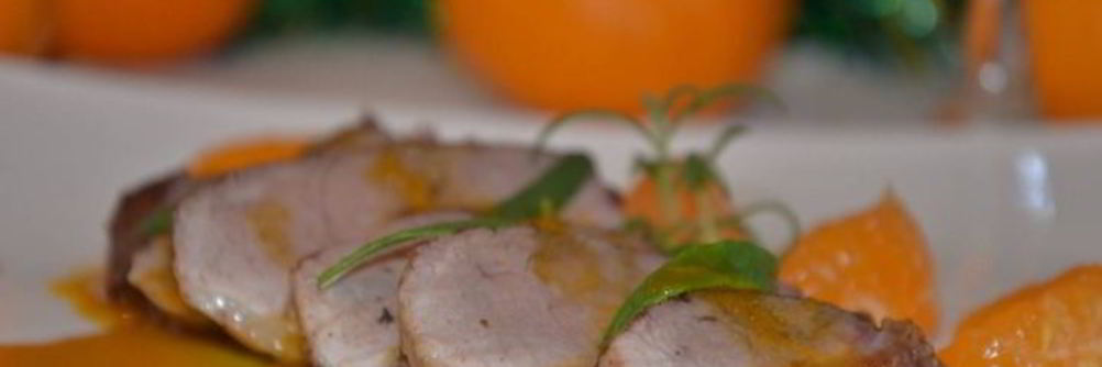 Утиная грудка с мандаринами