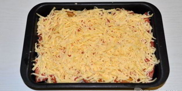 запеченная свинина с овощами под соусом бешамель