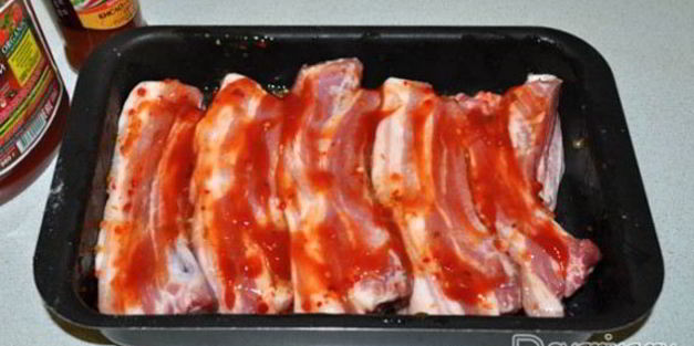 запеченные свиные ребрышки с кисло-сладким соусом