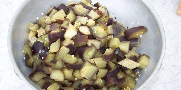 баклажаны с чесноком и укропом