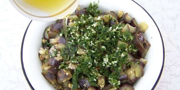 баклажаны с чесноком и укропом