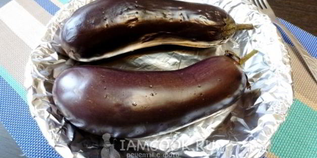 баклажаны, запеченные целиком в духовке