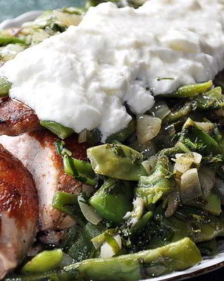 Борани с зеленой фасолью