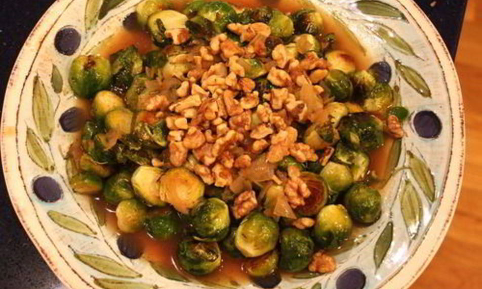 Рецепт брюссельская капуста с грецкими орехами