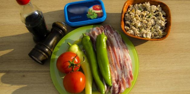 фаршированные перцы чили, запеченные на гриле