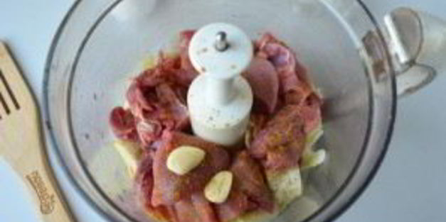 кабачки, фаршированные индейкой