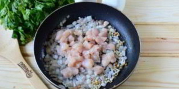 кабачки, фаршированные куриной грудкой