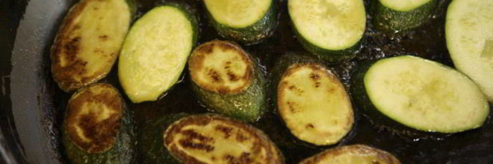 Кабачки на сковороде