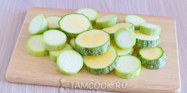 кабачки сливочно-пряные