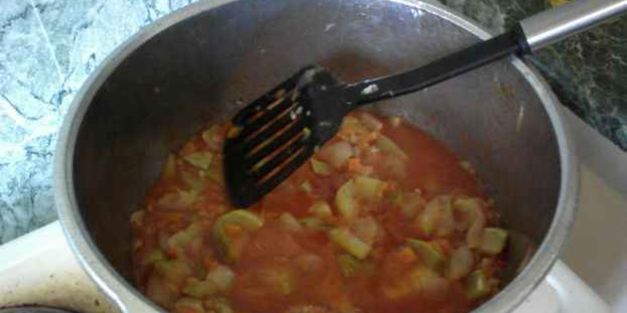 кабачки тушеные