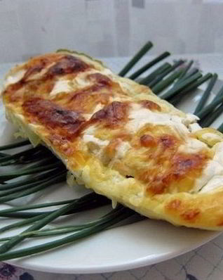 Кабачки в духовке, фаршированные мясом