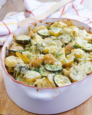 Кабачки, запеченные с яйцом и сыром