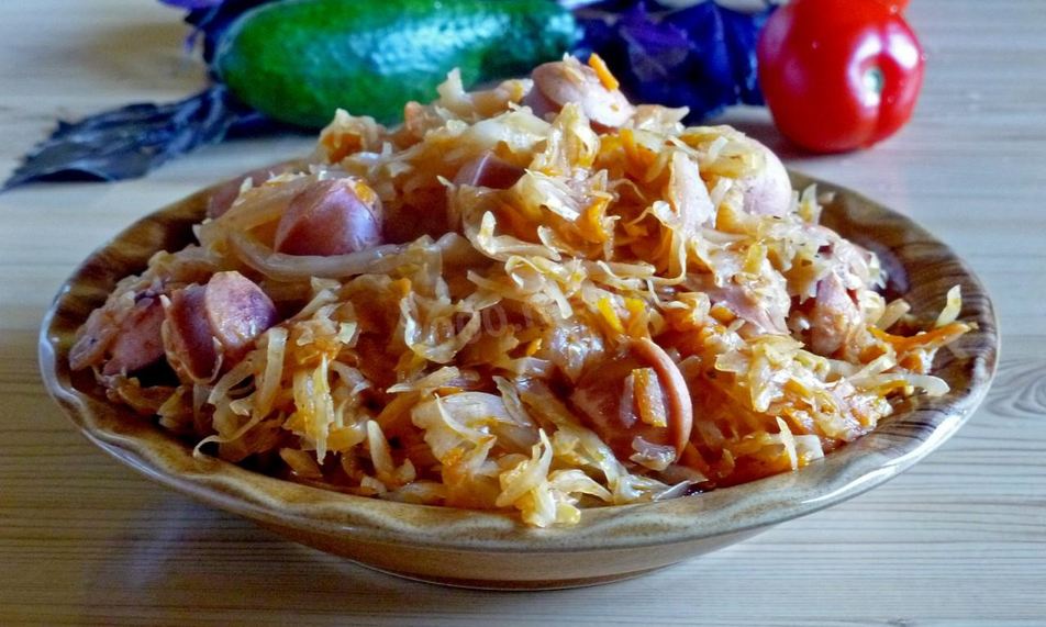 Рецепт капуста с сосисками в мультиварке