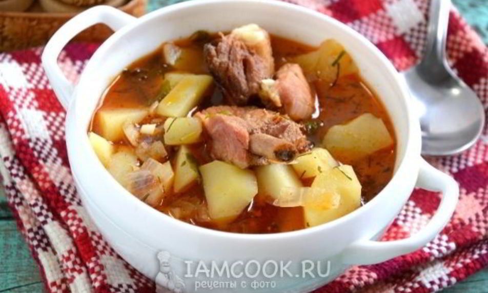 Рецепт картофель, тушенный со свиными ребрами в казане