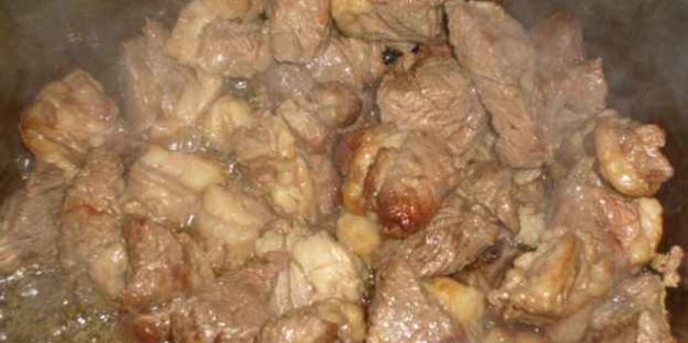 картофель тушеный с капустой