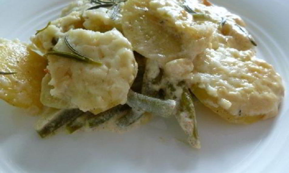 Рецепт картофель, запеченный с фасолью