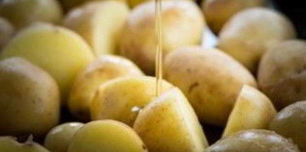 картофель, запеченный с розмарином в духовке