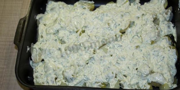 картошка в чесночном соусе запеченная в духовке