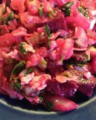 Китайская капуста Бок Чой с фетой и свеклой