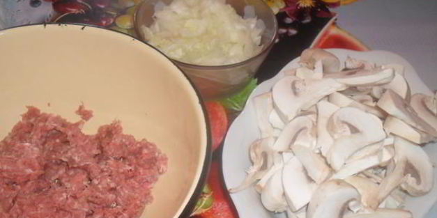 патиссоны, фаршированные мясом и грибами