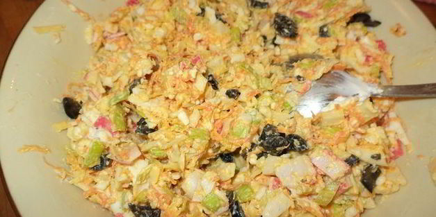 перец, фаршированный крабовыми палочками