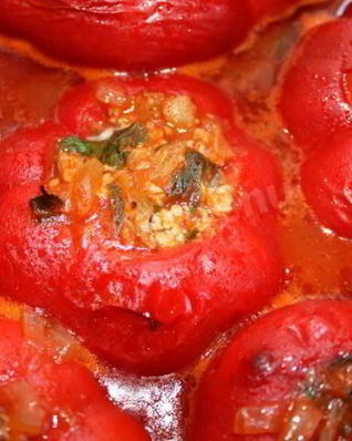 Перец красный фаршированный