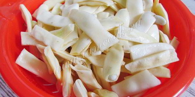 стручковая фасоль, тушеная с овощами